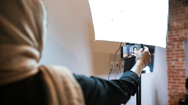 iZoneMedia360